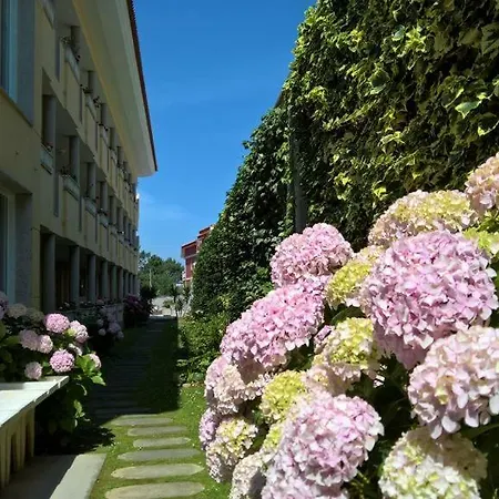 Sanxenxo, * Montalvo